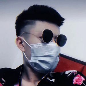 又黄又粗暴120秒
